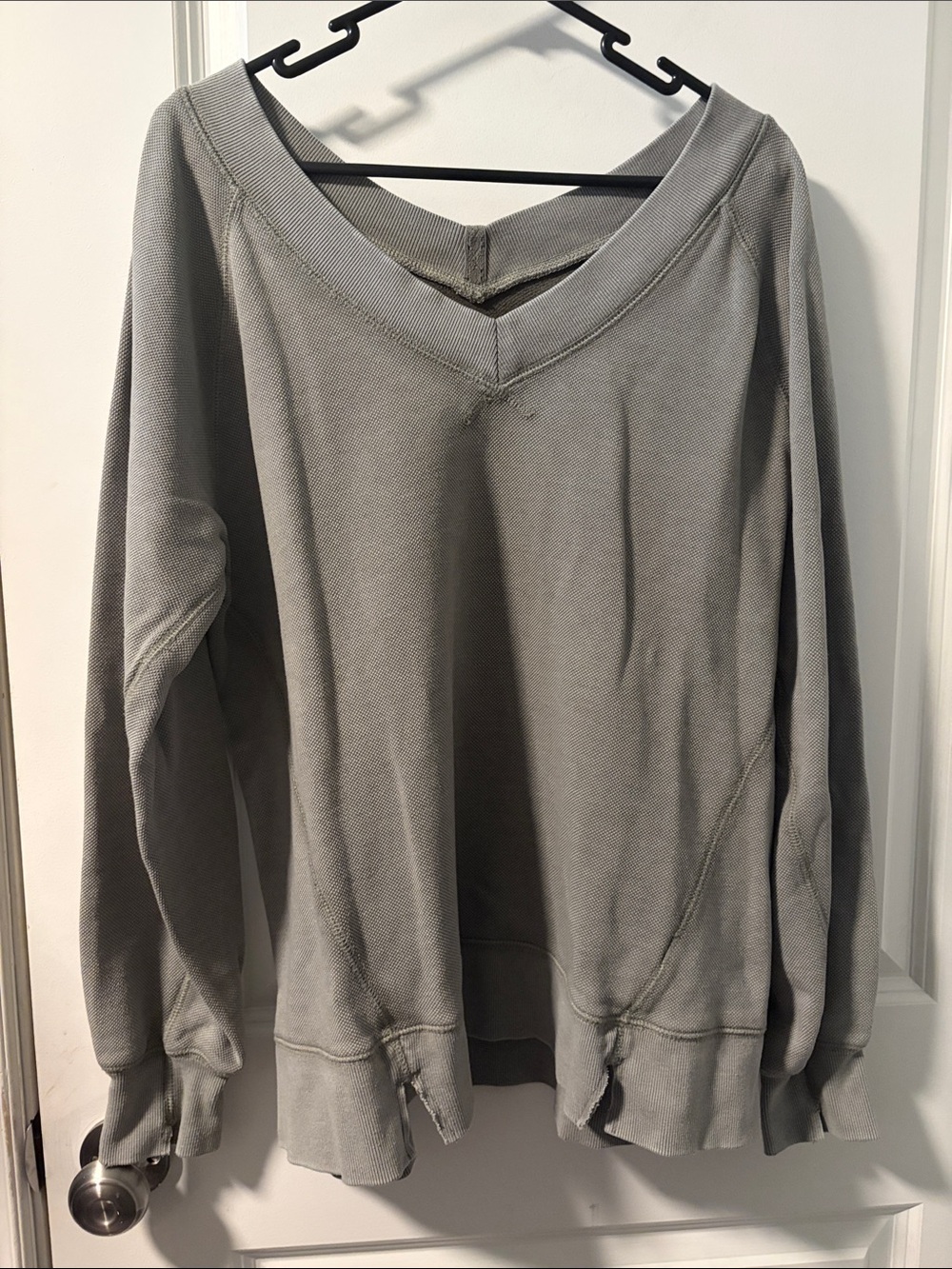 aerie Gray V-Neck Lightweight Relaxed Sweatshirt